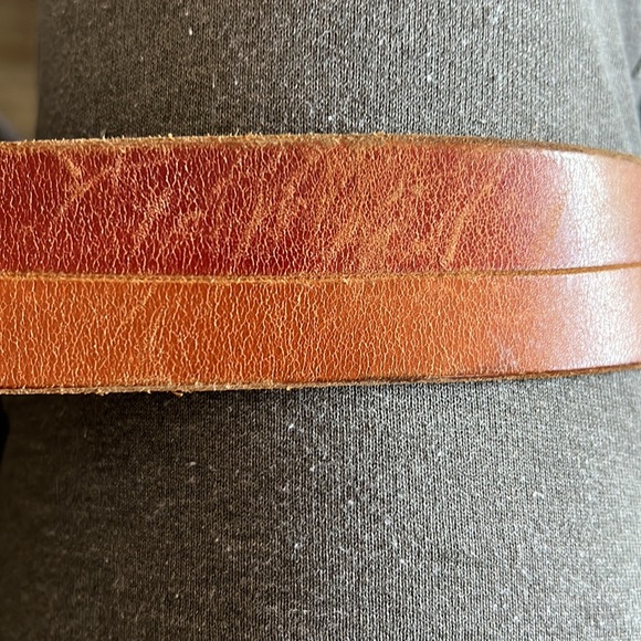 🔹 EuroMetal Two Tone Leather Belt with Brass Buckle - Picture 5 of 7